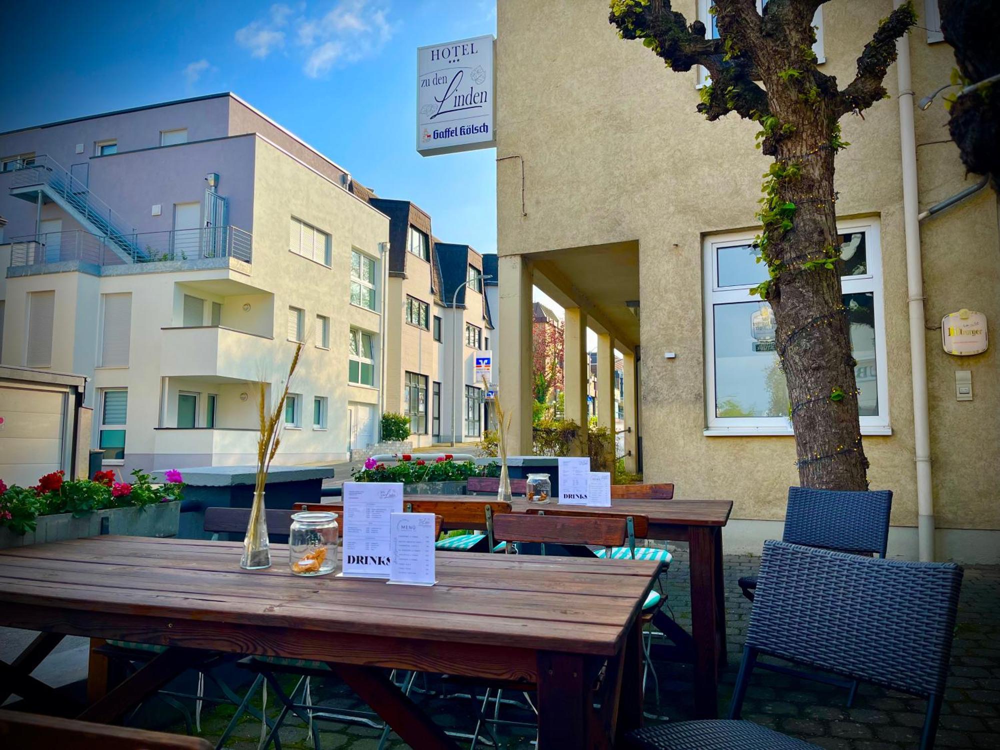 Hotel Zu Den Linden Wachtberg Exterior foto